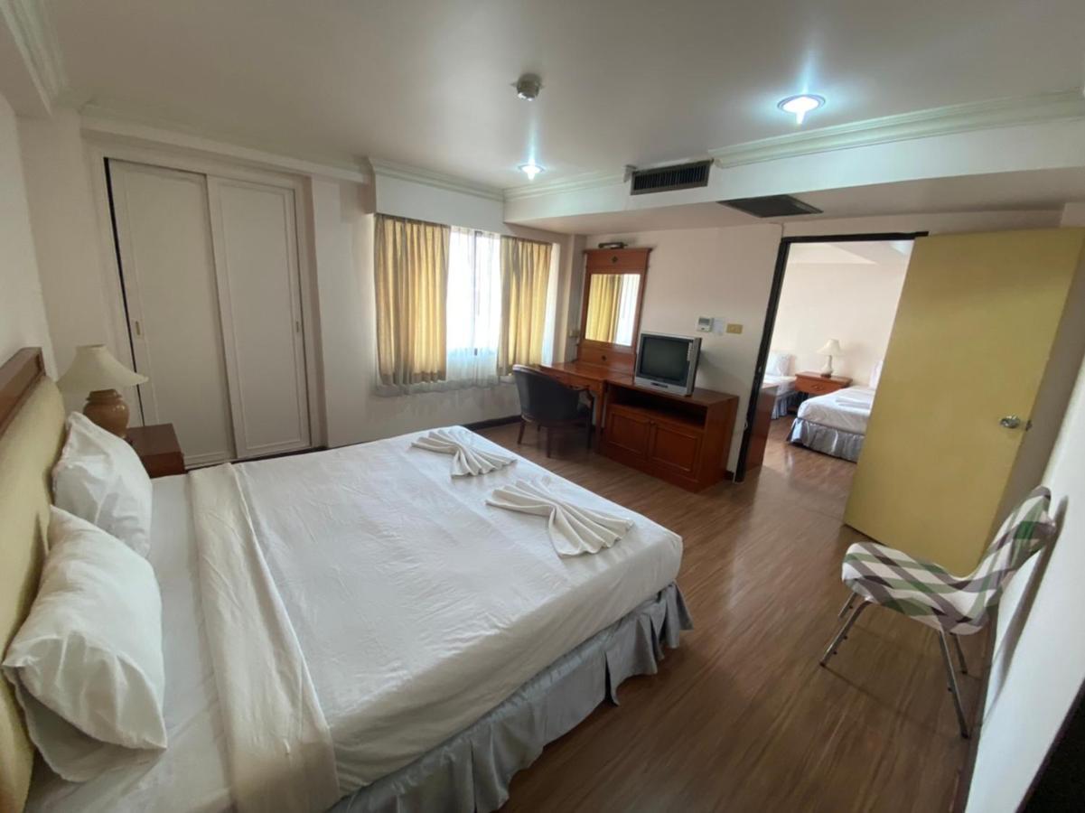 Jumbotel Hotel Bangkok Esterno foto