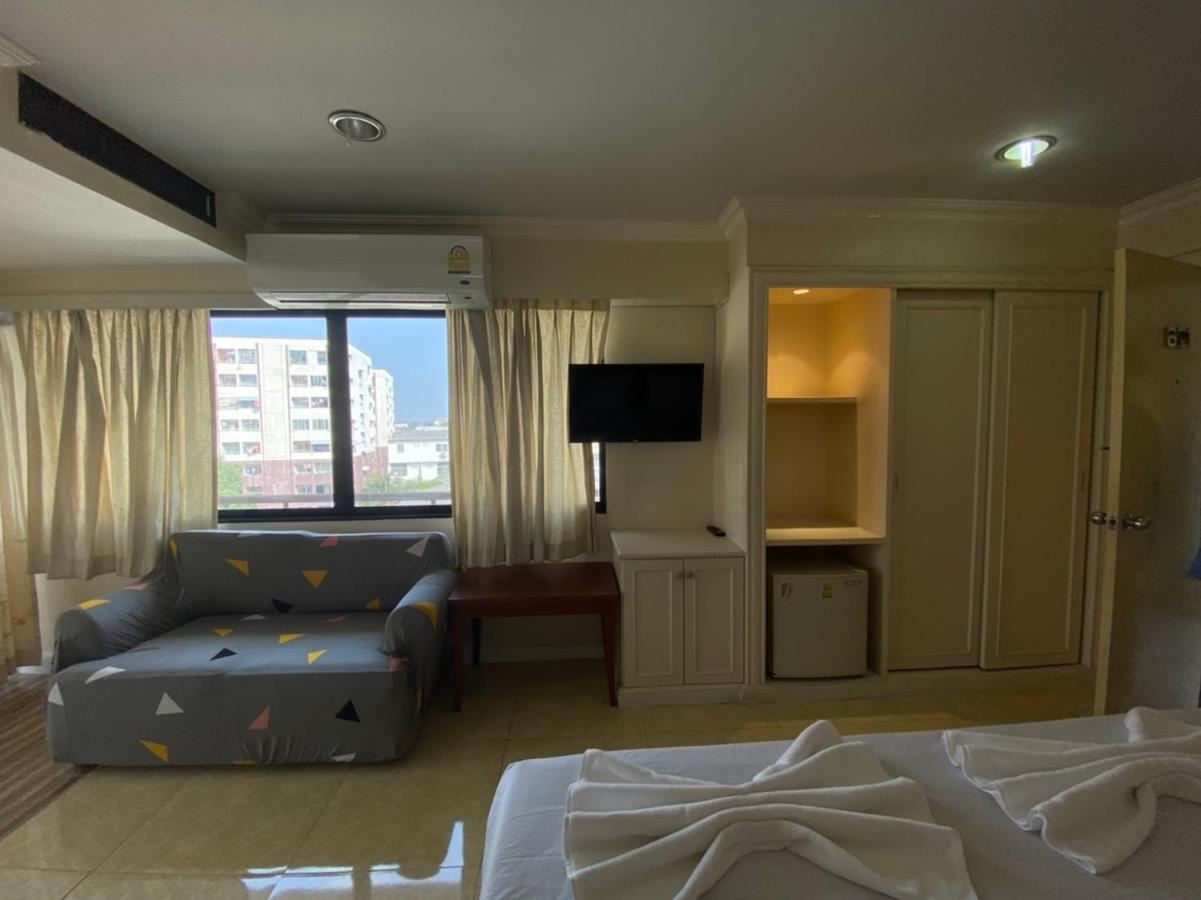 Jumbotel Hotel Bangkok Esterno foto