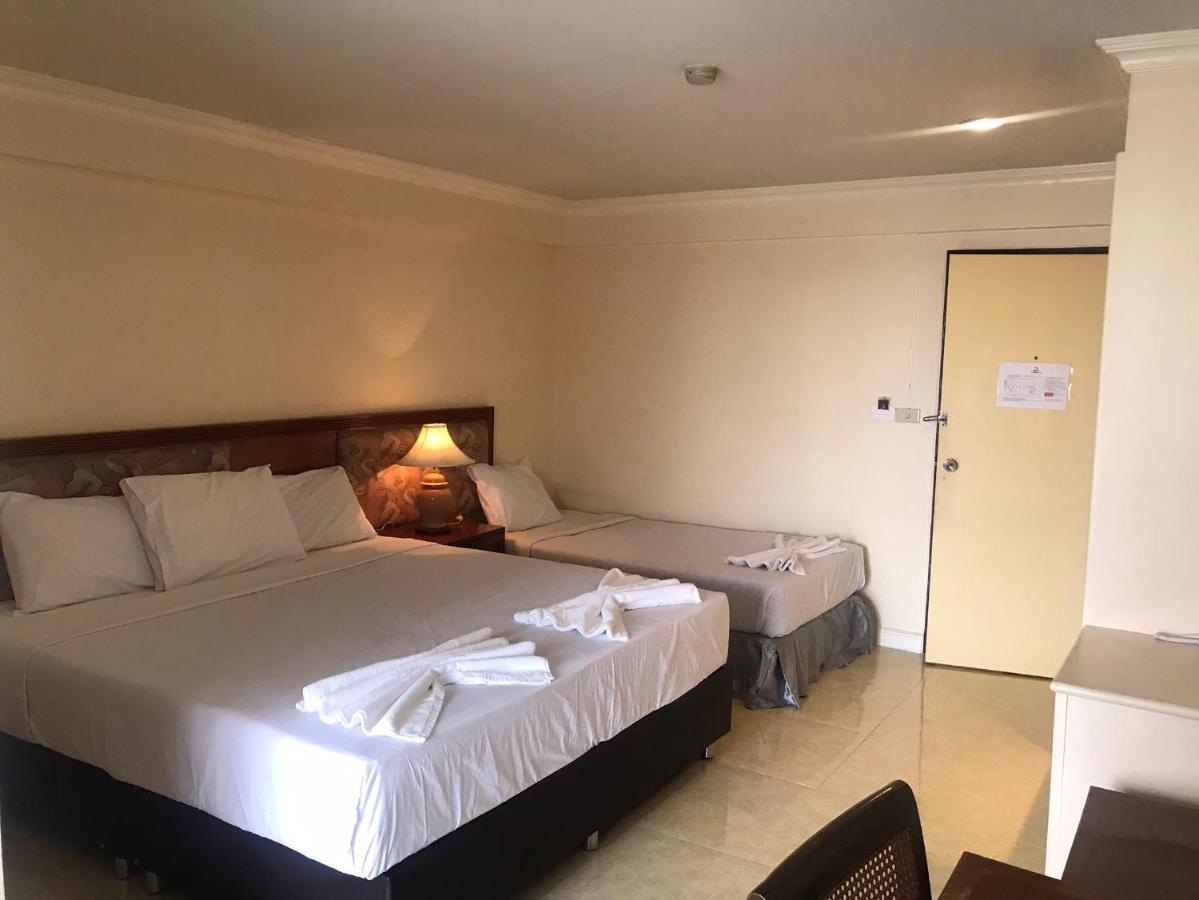 Jumbotel Hotel Bangkok Esterno foto