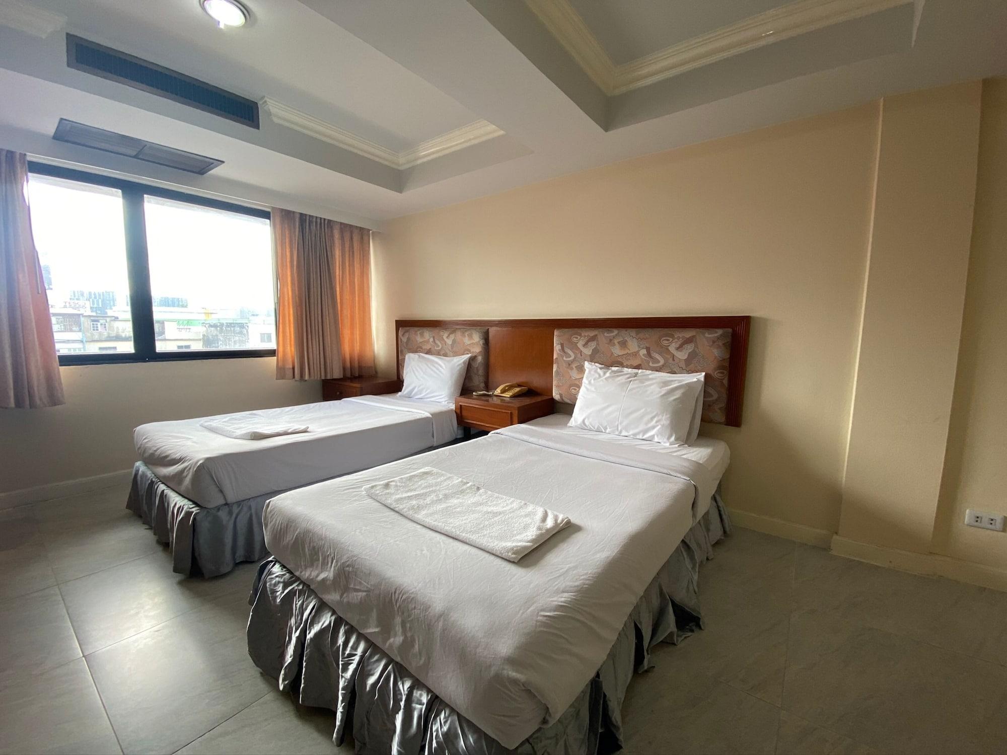 Jumbotel Hotel Bangkok Esterno foto